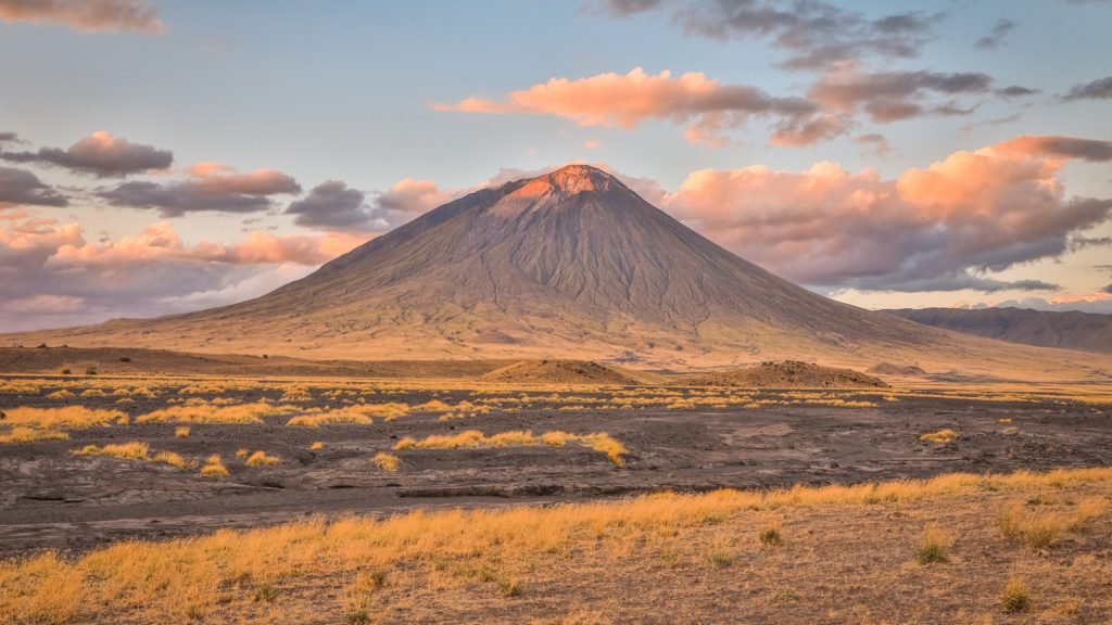 Lake Natron & Oldoiyo Lengai